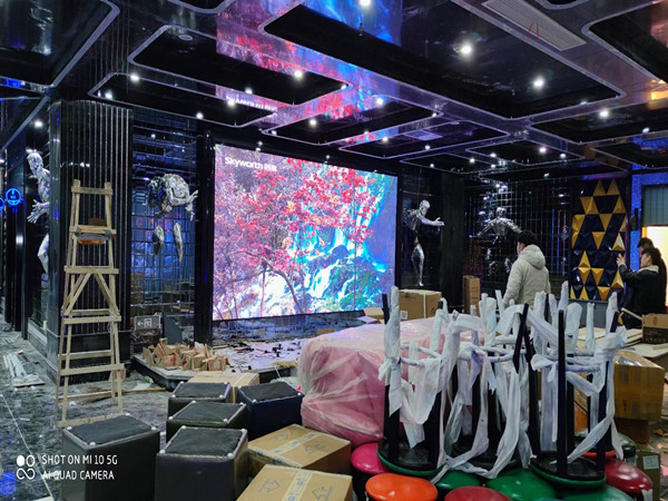 辽阳市室内P2.5全彩显示屏